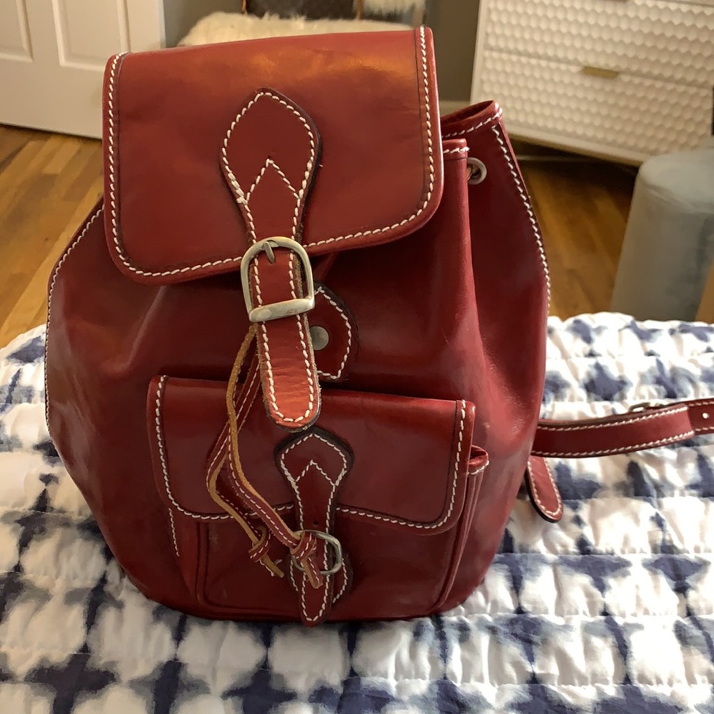 Handmade Italian Leather Backpack - Picture 2 of 14